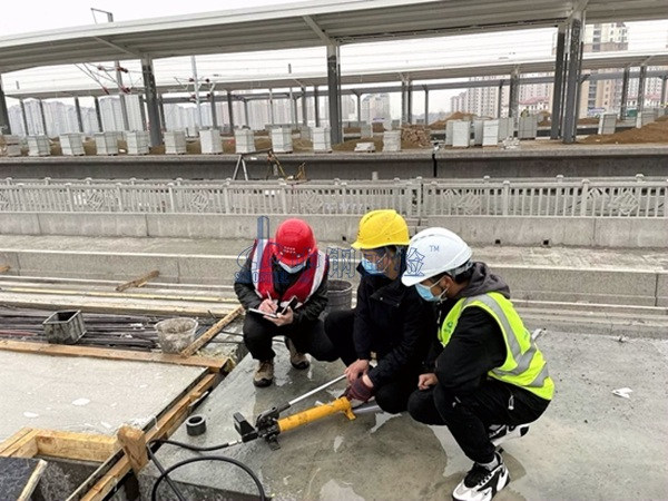 地鐵后擴(kuò)底錨栓抗拉拔承載力檢測(cè)案例