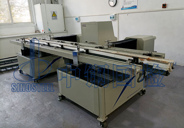 伸縮縫試驗(yàn)裝置